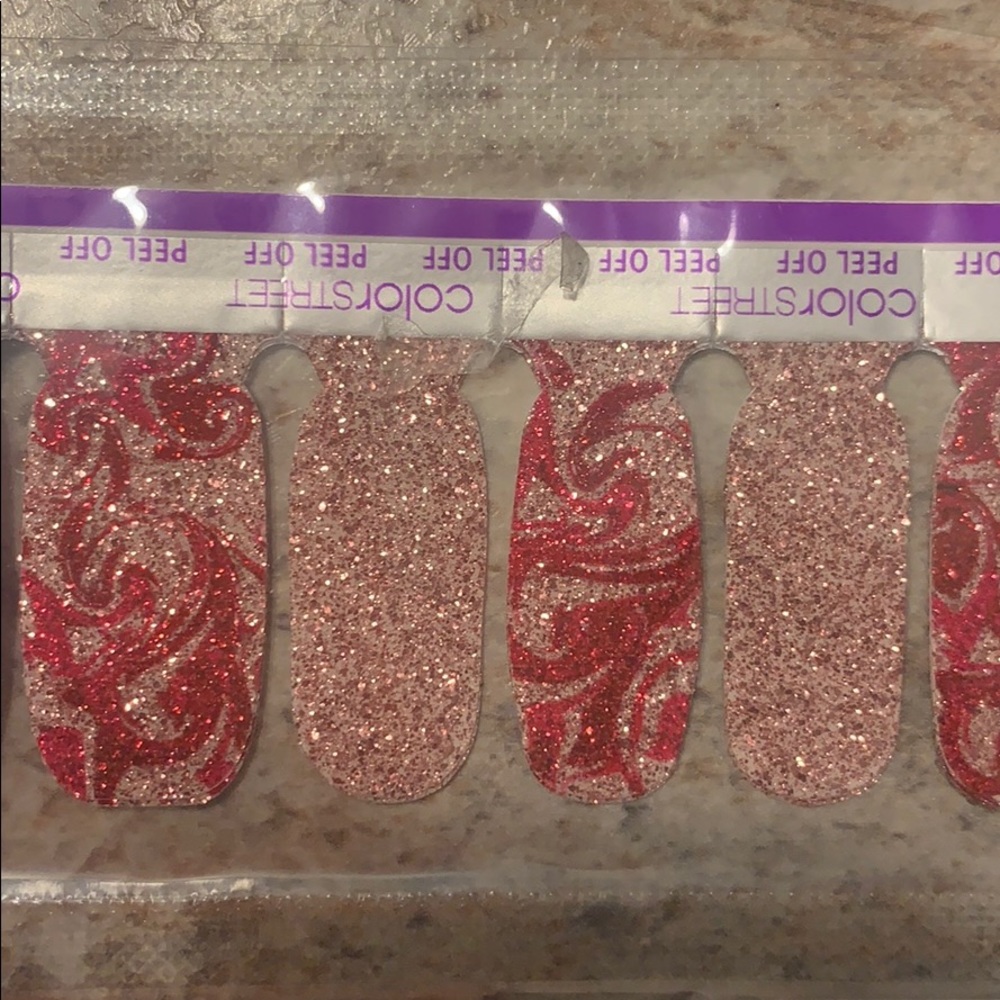 Colorsteeet set of nails. New. Never used